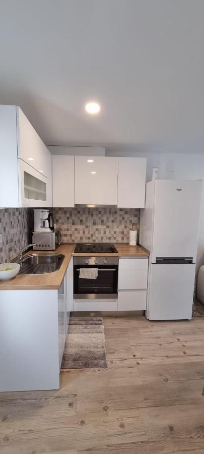 חוואר Apartments Sunset מראה חיצוני תמונה