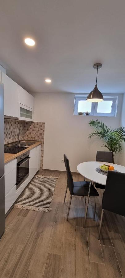 חוואר Apartments Sunset מראה חיצוני תמונה