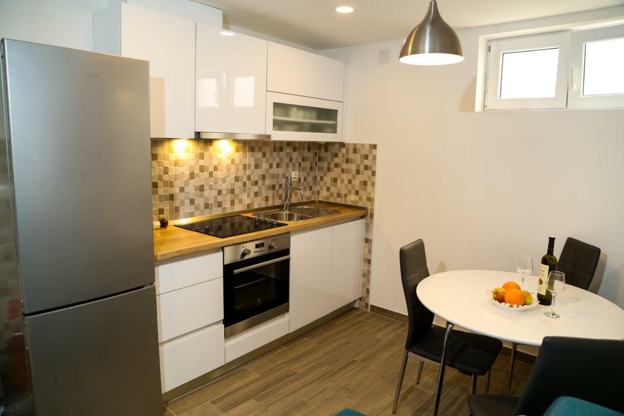 חוואר Apartments Sunset מראה חיצוני תמונה